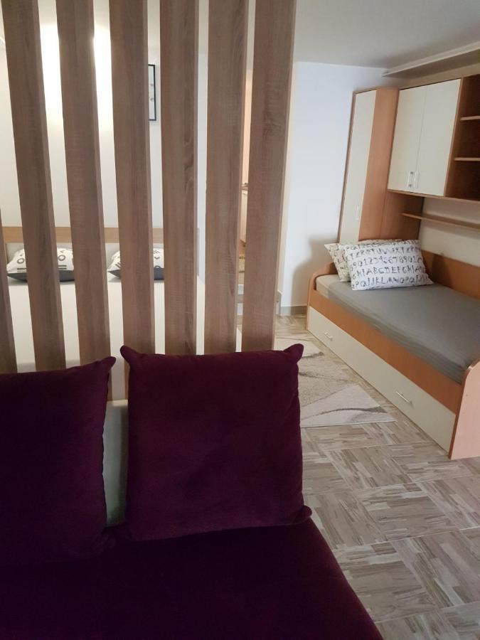 Apartmani Most 트레빈예 외부 사진