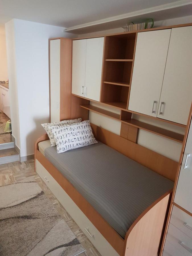 Apartmani Most 트레빈예 외부 사진