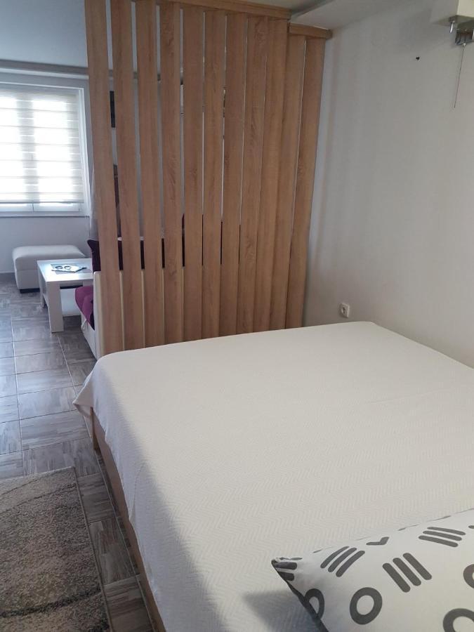 Apartmani Most 트레빈예 외부 사진