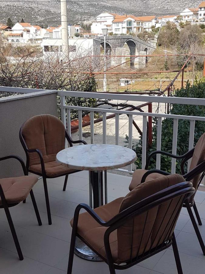 Apartmani Most 트레빈예 외부 사진