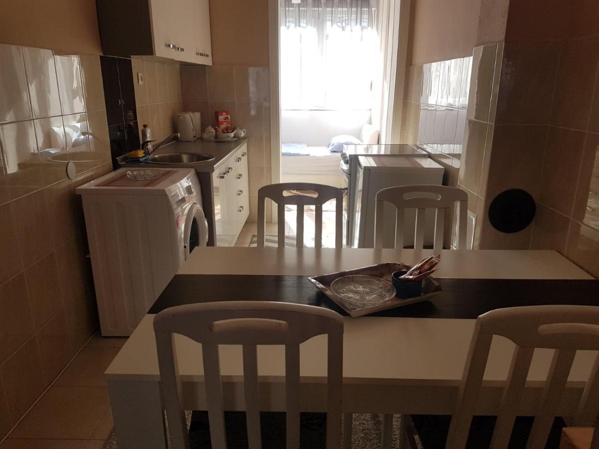 Apartmani Most 트레빈예 외부 사진
